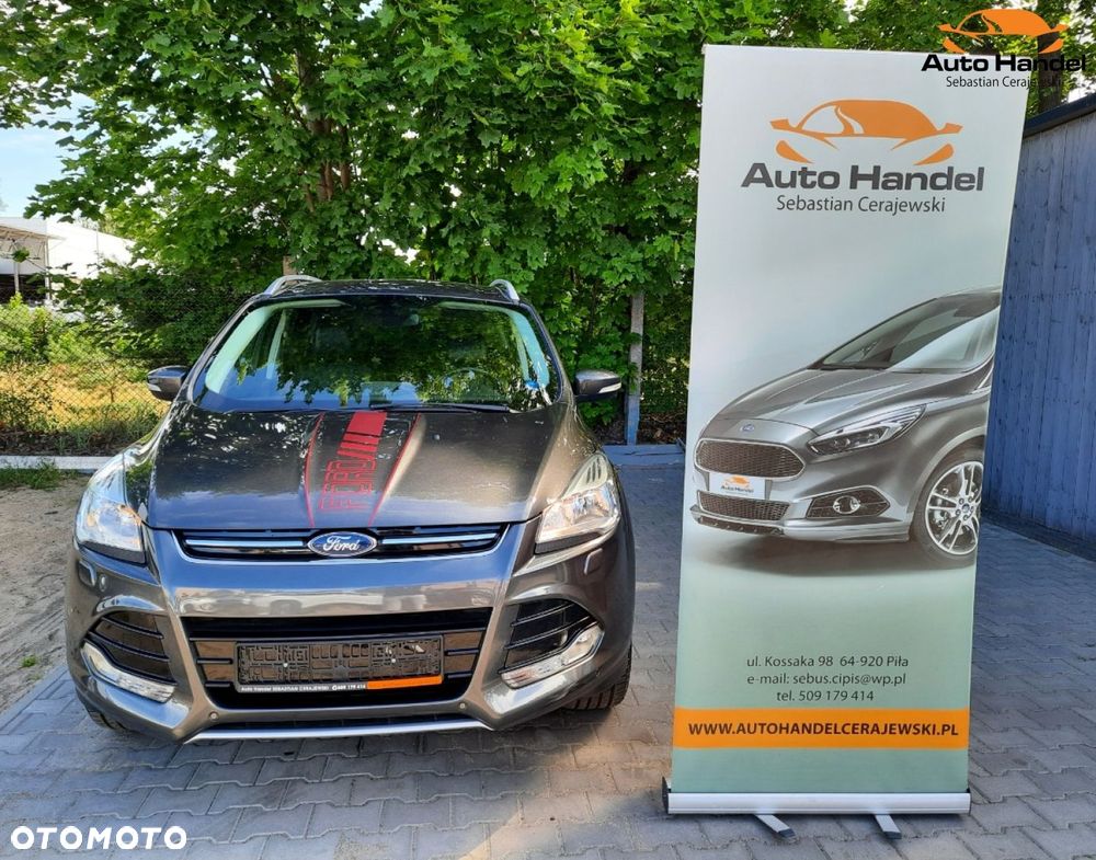 Ford Kuga 1.5 EcoBoost 2x4 Titanium - 4