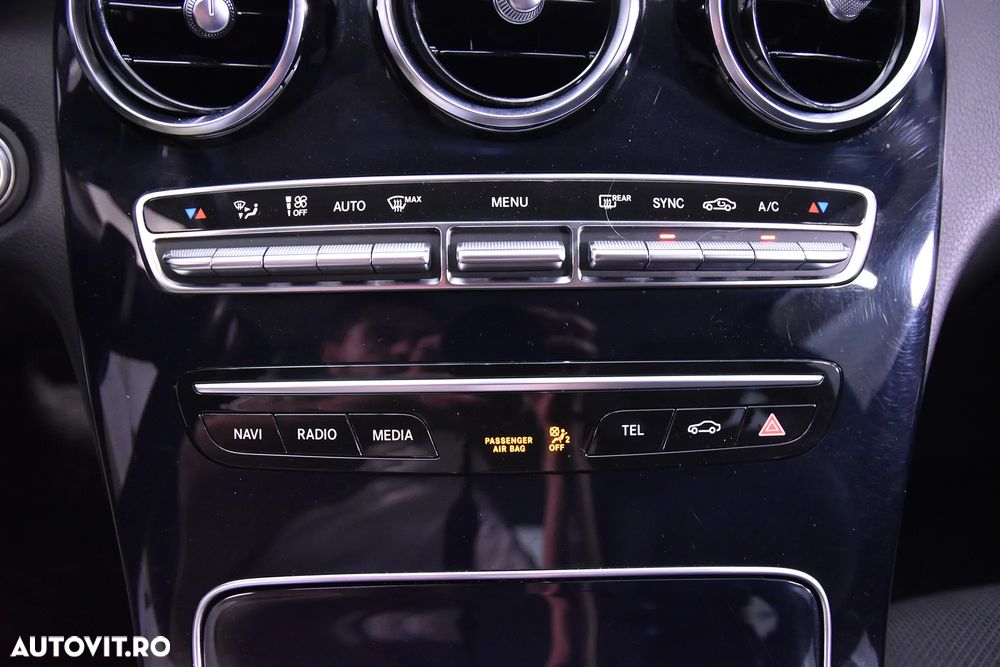 Mercedes-Benz C 200 4Matic 9G-TRONIC - 18