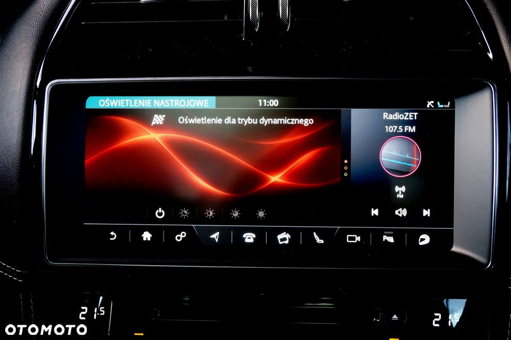 Jaguar F-Pace 5.0 V8 S/C AWD SVR - 36