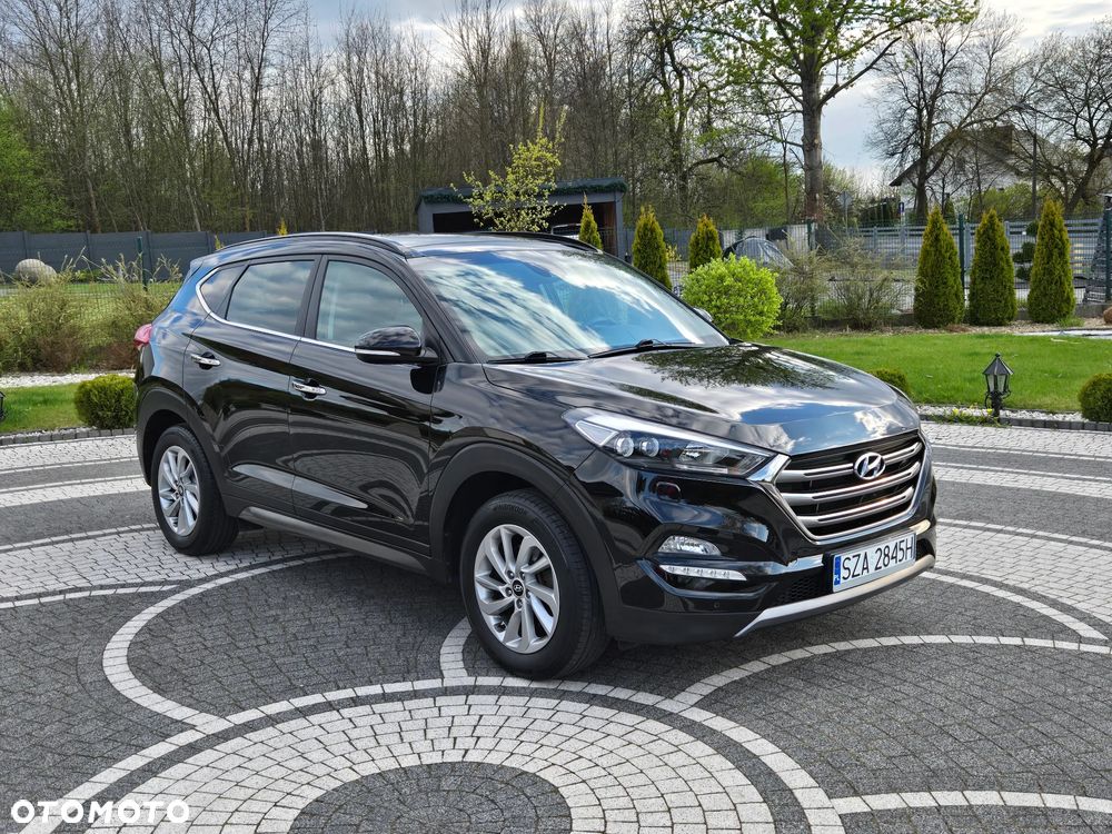 Hyundai Tucson blue 1.7 CRDi 2WD Intro Edition - 33