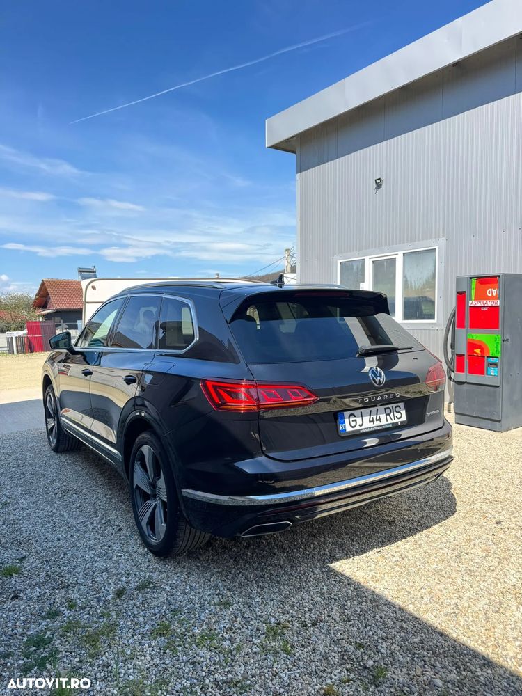 Volkswagen Touareg - 6