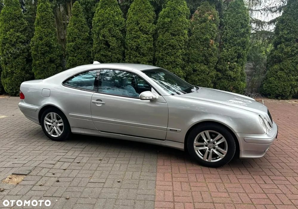 Mercedes-Benz CLK - 15