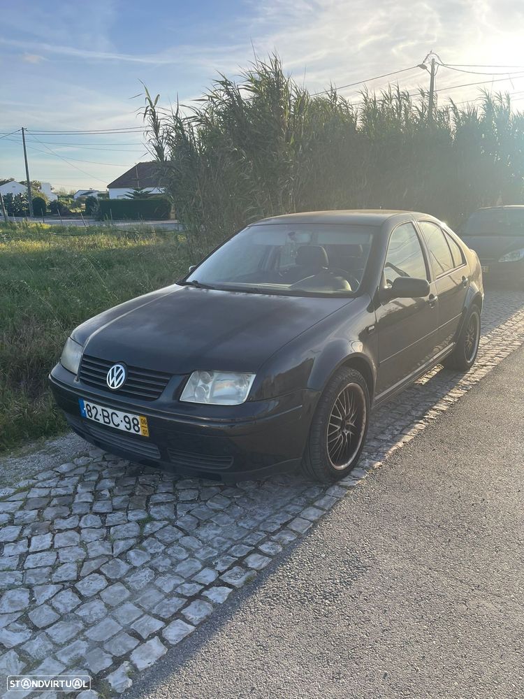 VW Bora 1.9 TDi Highline EC 4M - 2