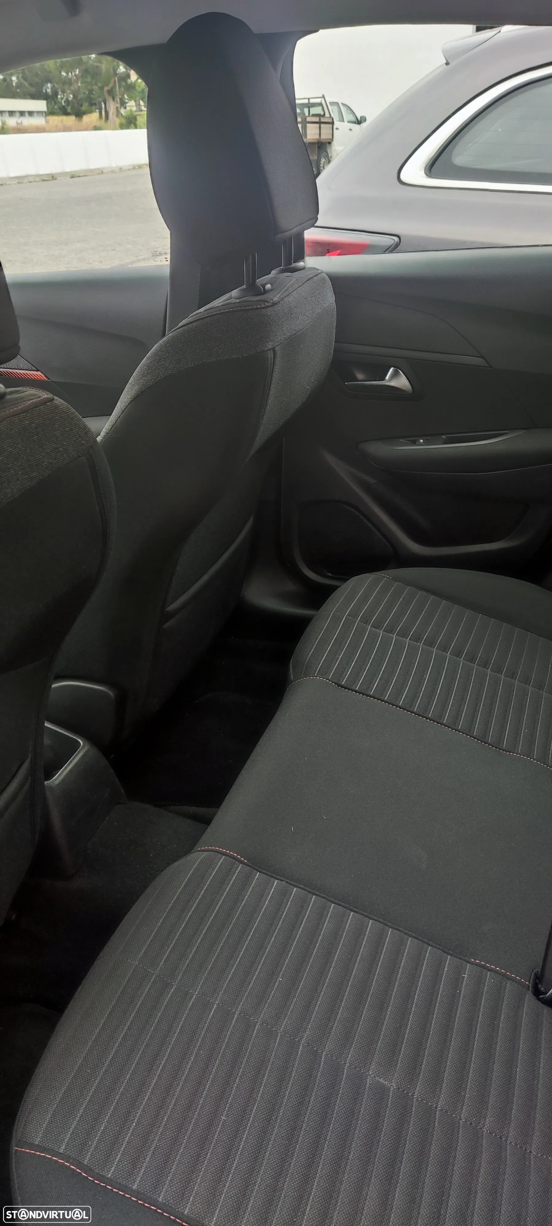 Peugeot 208 1.2 PureTech Active - 9