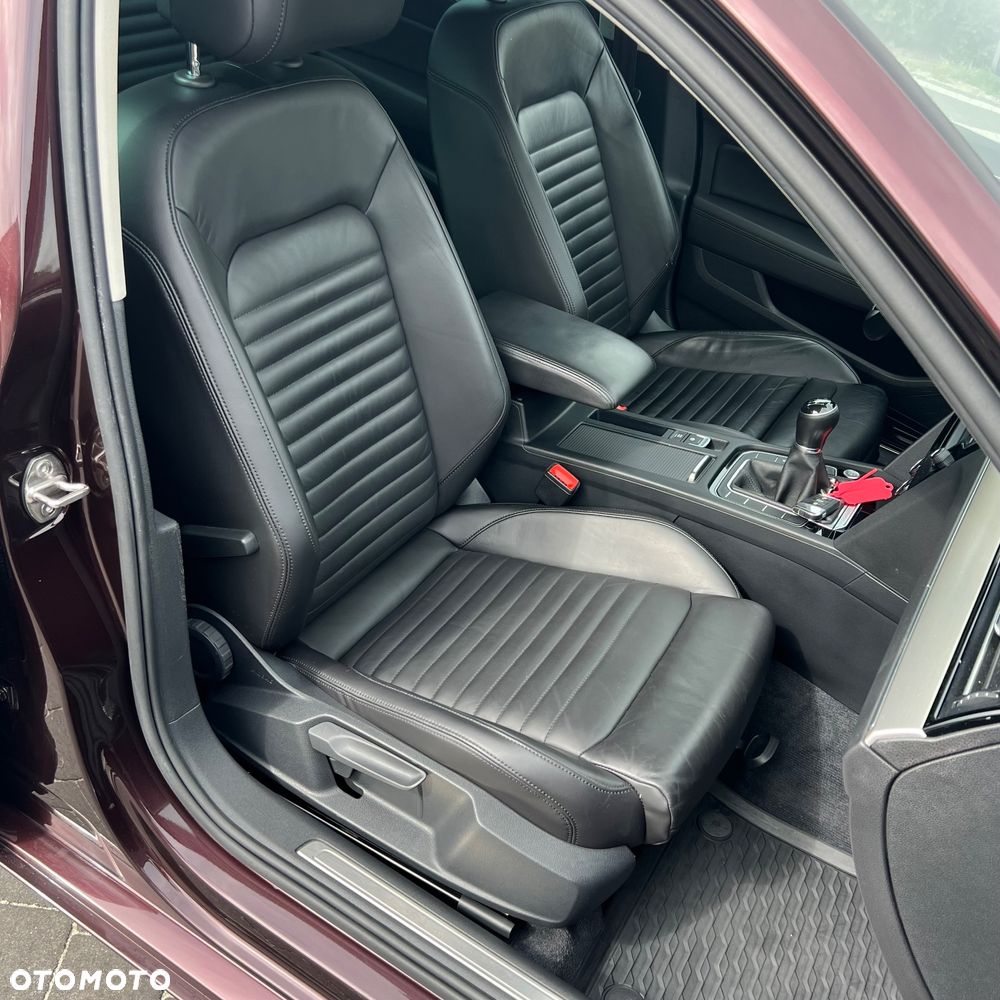 Volkswagen Passat 2.0 TDI BMT Highline - 28