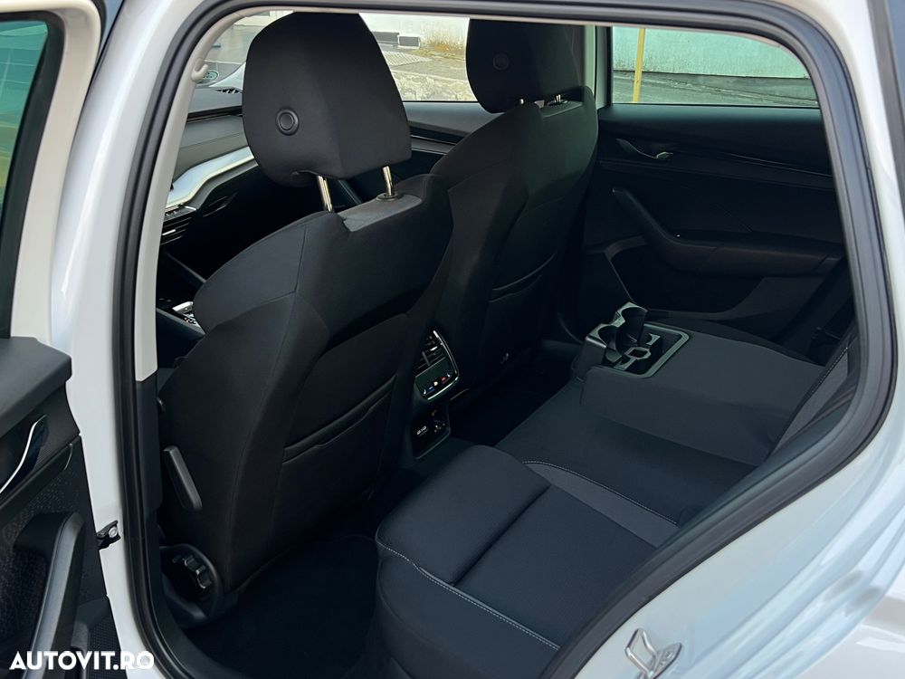 Skoda Octavia 2.0 TDI DSG Tour - 8