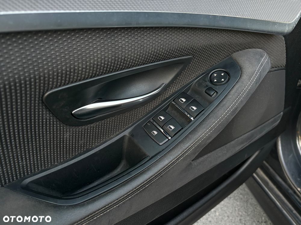 BMW Seria 5 - 12