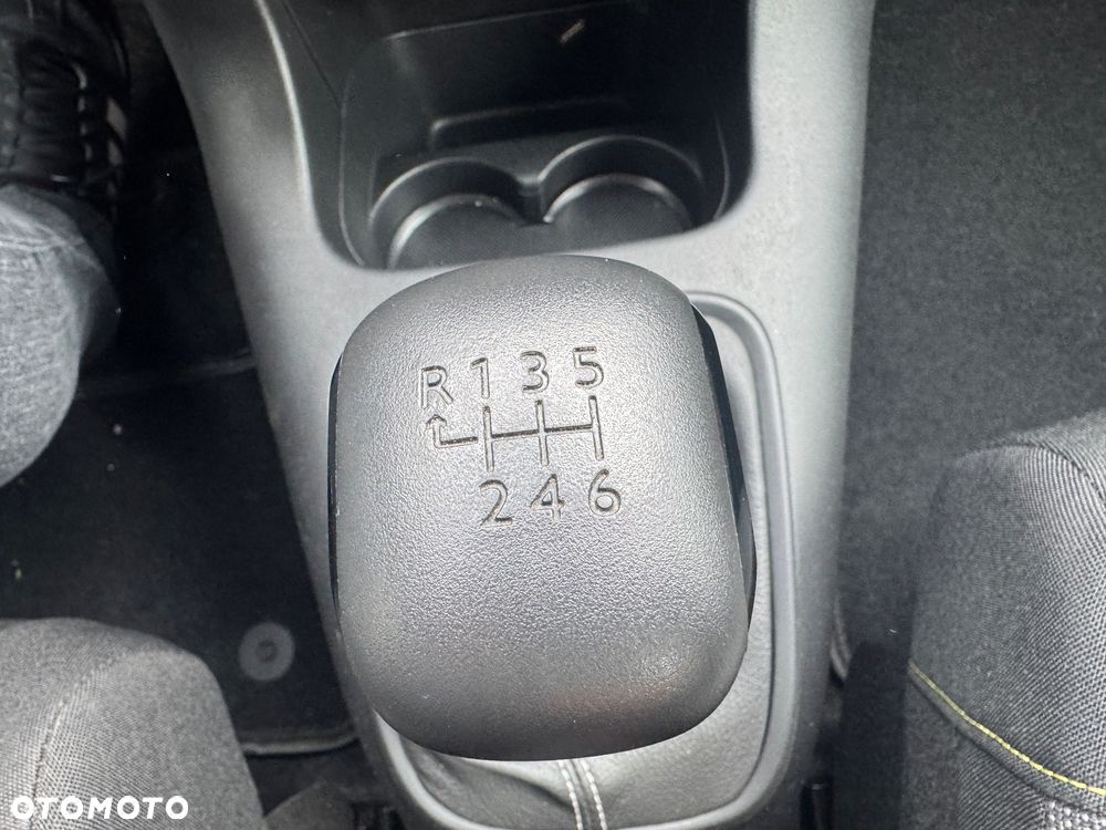 Citroën C3 BlueHDi 100 S&S SHINE PACK - 12