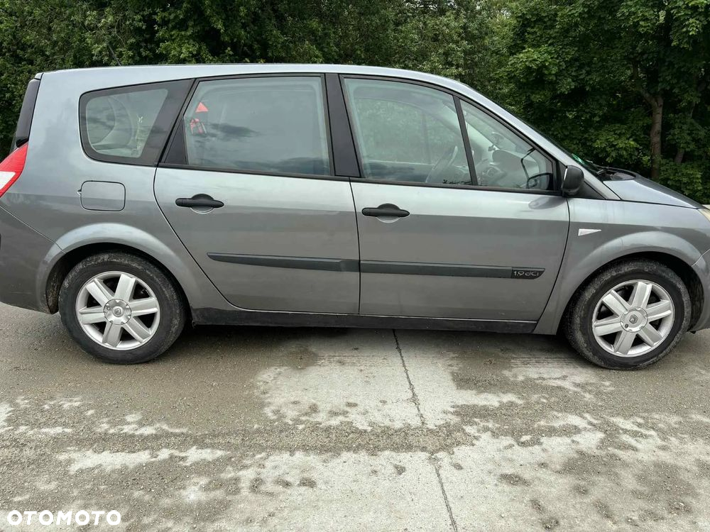 Renault Scenic - 9