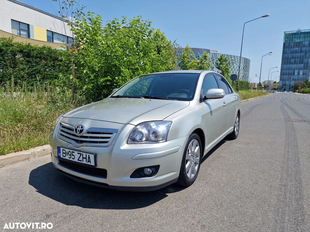 Toyota Avensis - 7