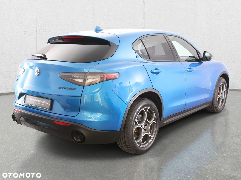 Alfa Romeo Stelvio 2.2 JTDM Q4 - 5