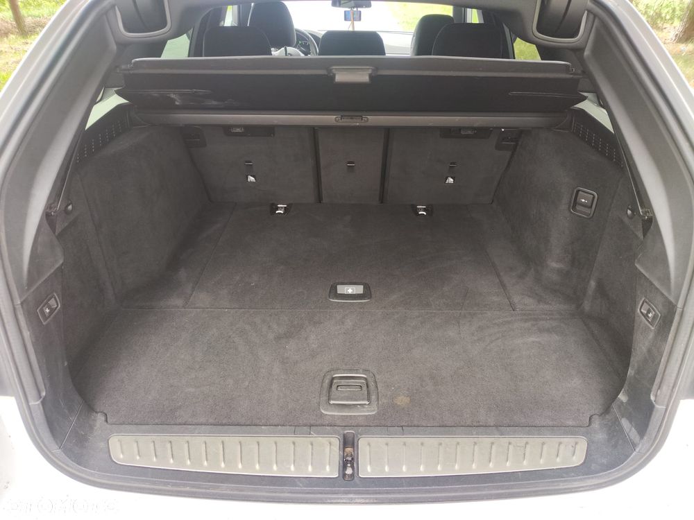 BMW Seria 5 520d - 11