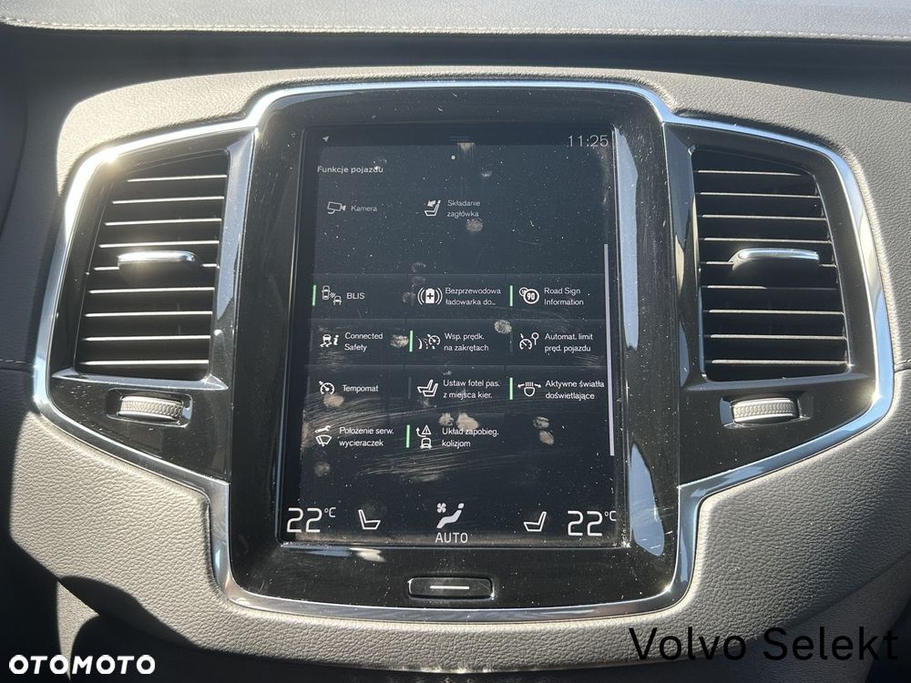 Volvo XC 90 - 21