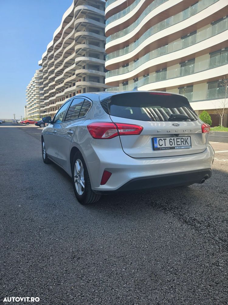 Ford Focus 1.0 EcoBoost Trend Edition - 5