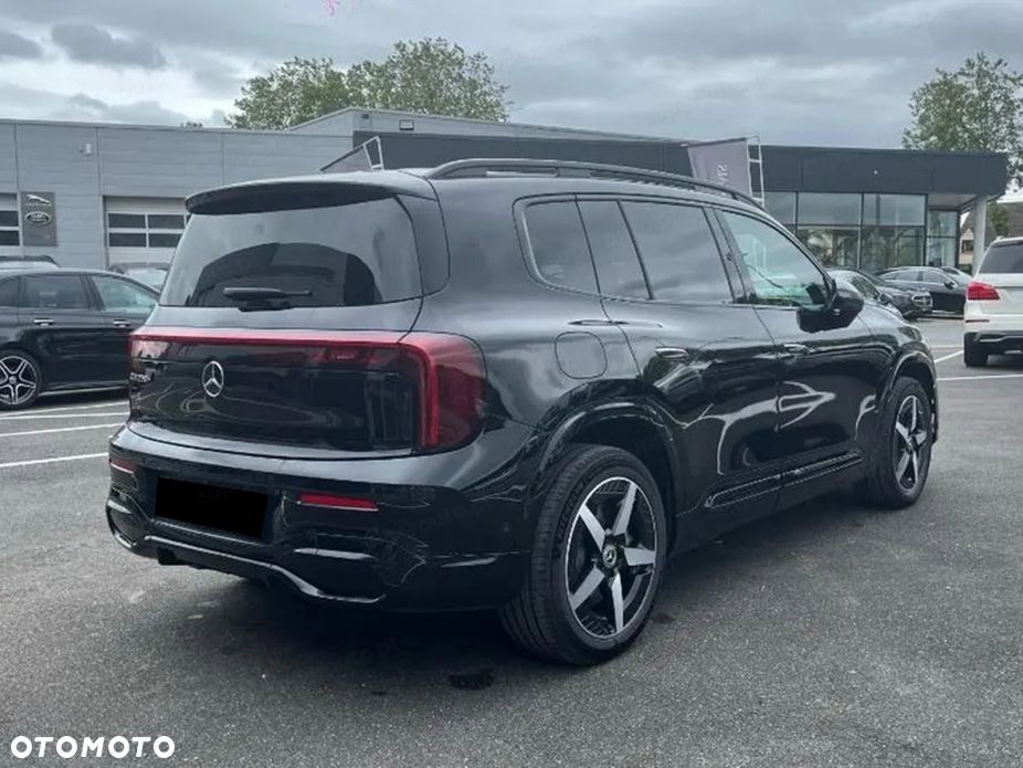 Mercedes-Benz GLB - 6
