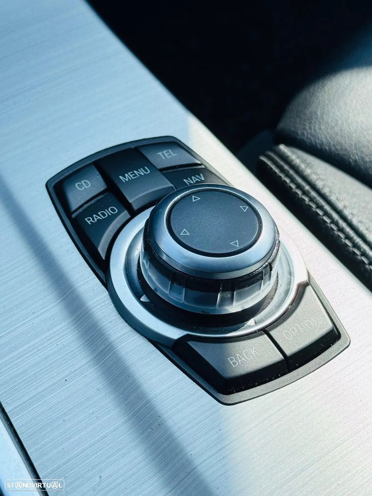 BMW X3 20 d xDrive Auto - 24