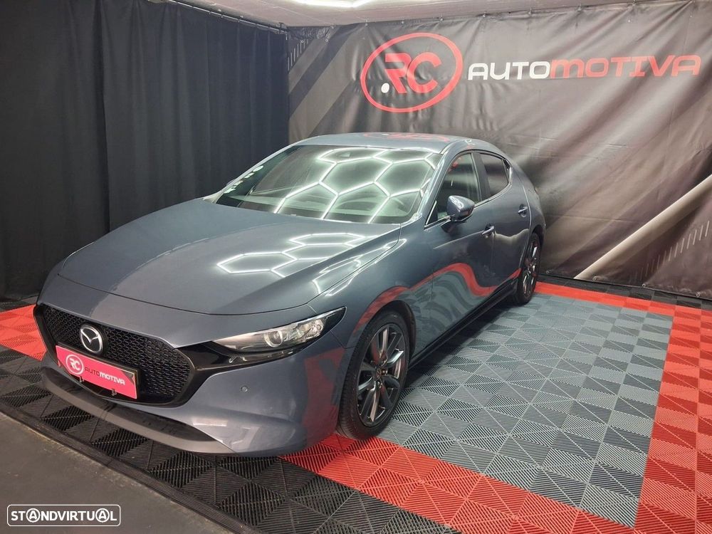 Mazda 3 Hatchback - 3