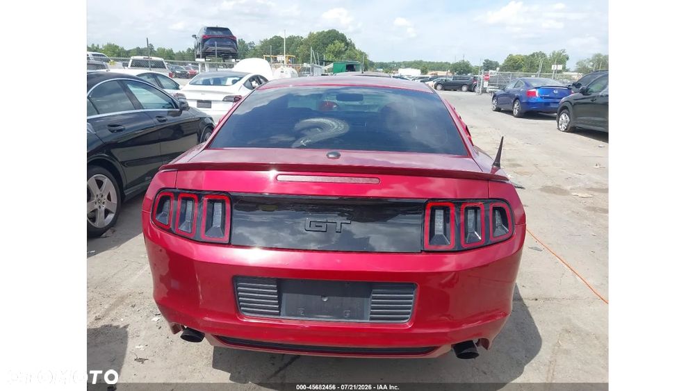 Ford Mustang 5.0 V8 GT - 9