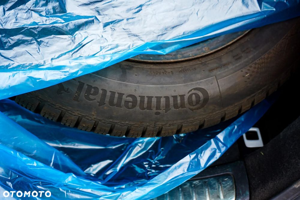 Toyota Avensis 1.8 Comfort - 19