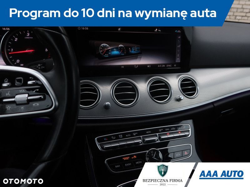 Mercedes-Benz Klasa E - 19