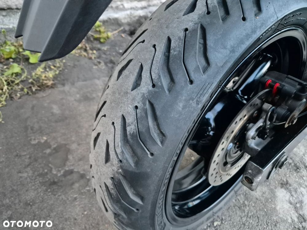 Suzuki GSX-F - Katana - 4