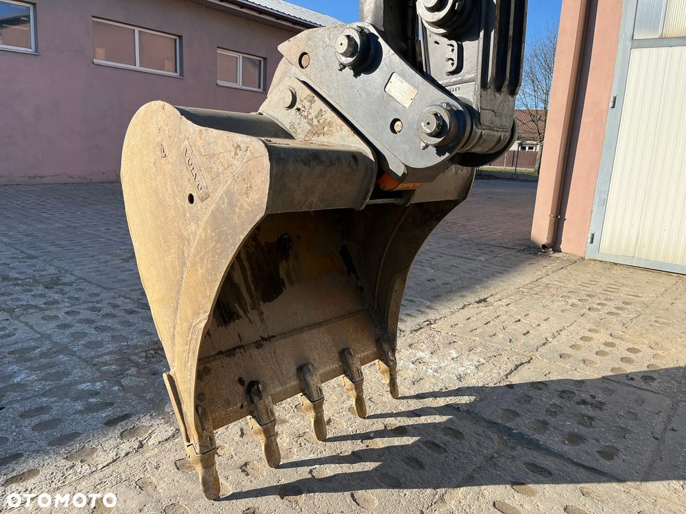 Volvo EC140EL - 18