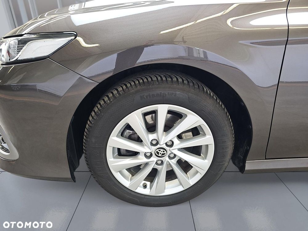 Toyota Camry 2.5 Hybrid Comfort CVT - 34
