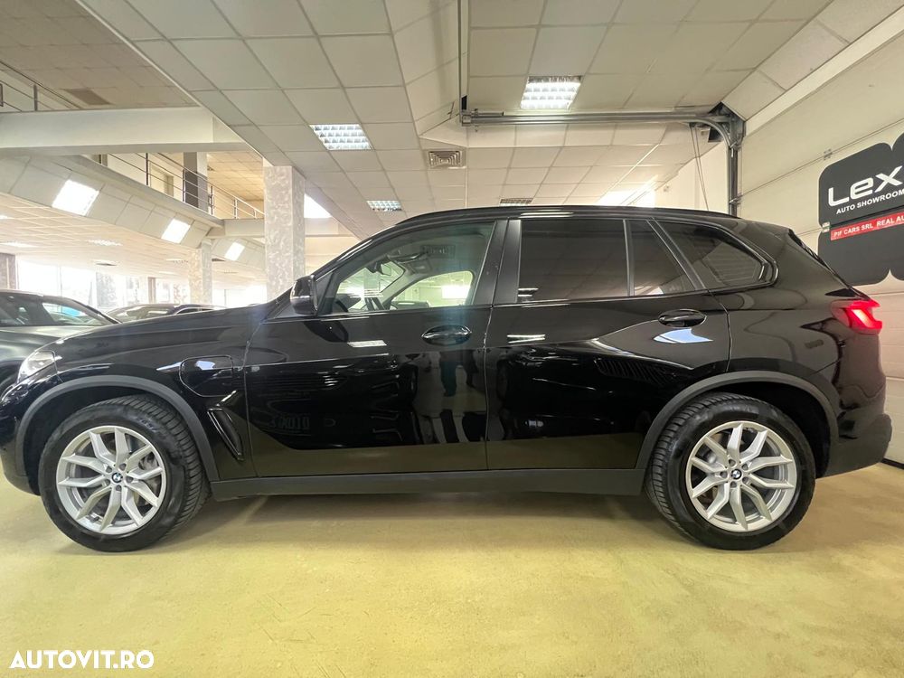 BMW X5 xDrive45e - 11