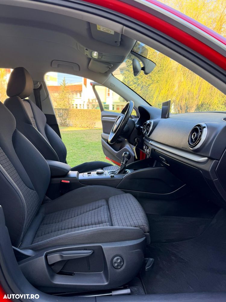 Audi A3 1.4 TFSI ack S tronic Attraction - 32