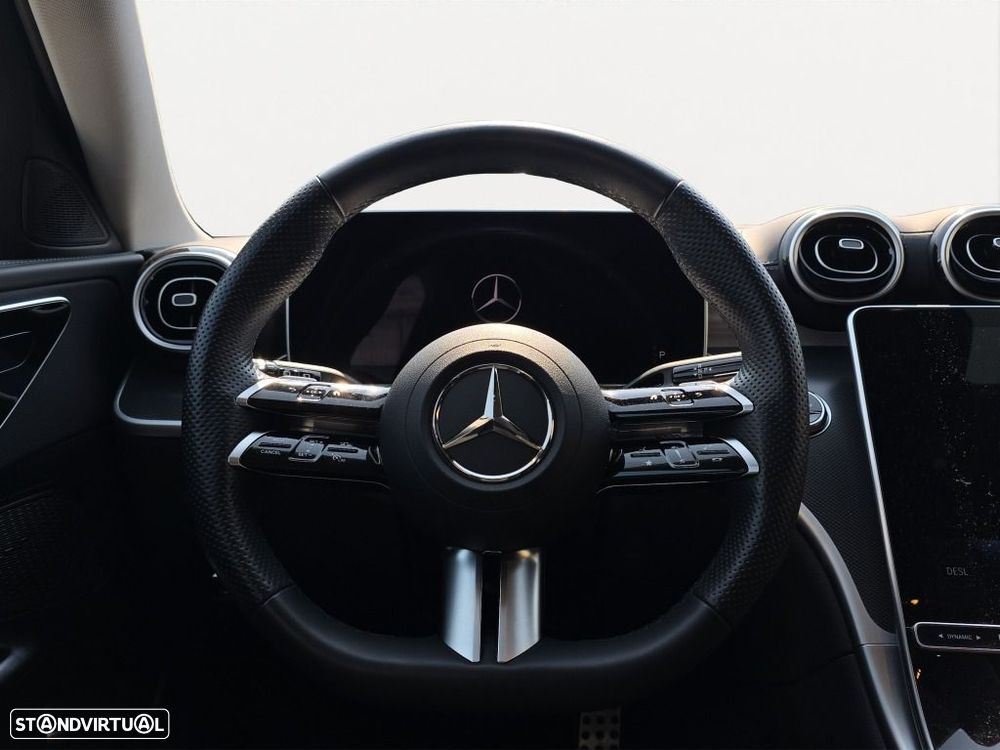 Mercedes-Benz C 300 de AMG Line - 12