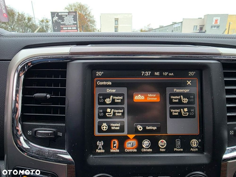 RAM 1500 - 18