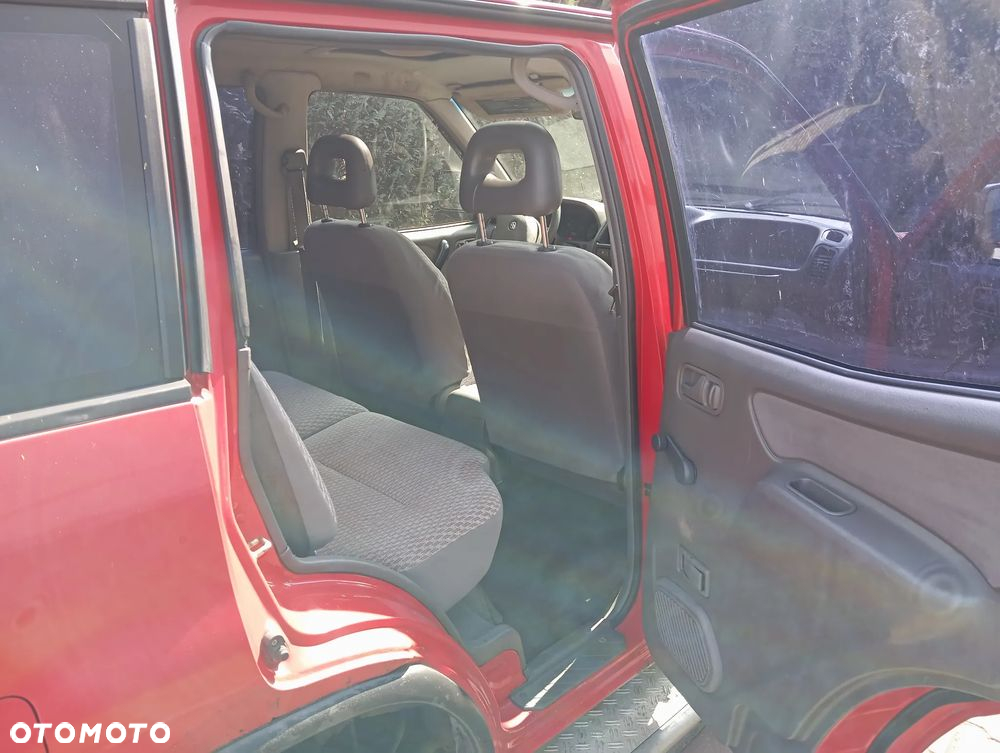 Nissan Terrano II 2.7 TD Wagon - 6
