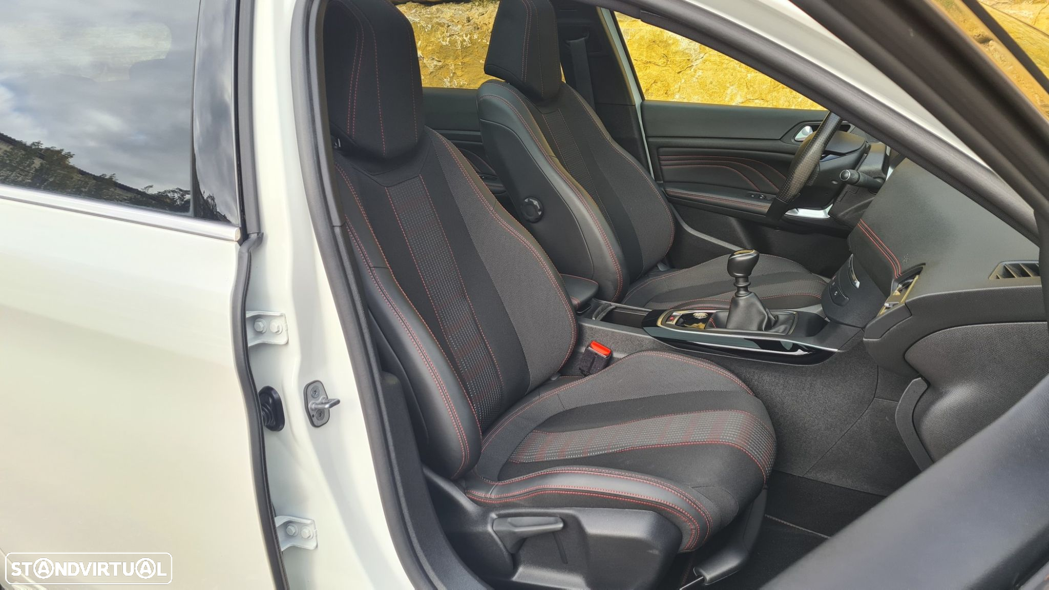 Peugeot 308 1.5 BlueHDi GT Line - 48