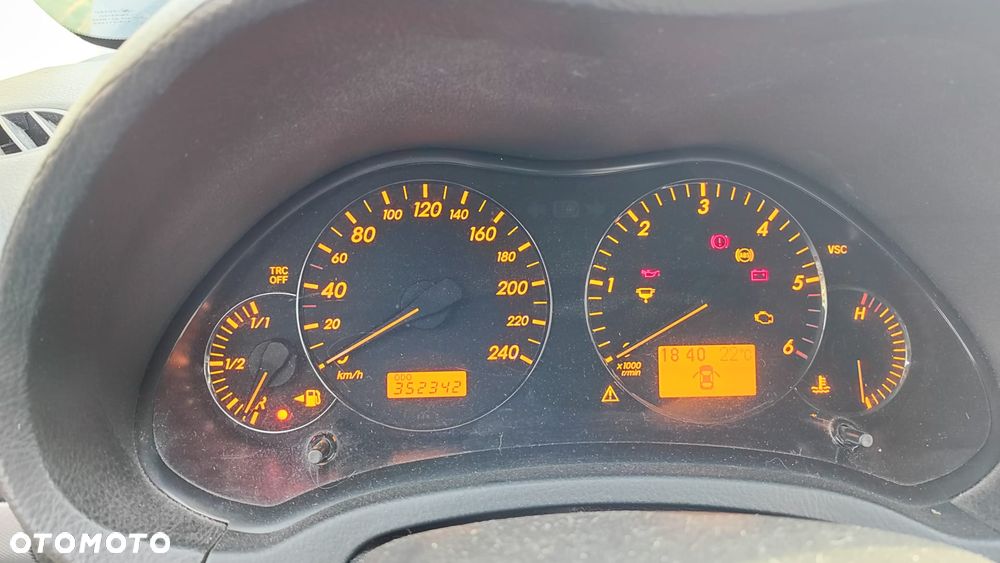 Toyota Avensis 2.2 D-CAT Sol plus NAVI - 3