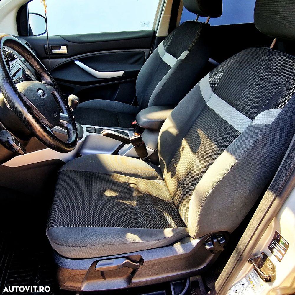 Ford Kuga 2.0L TDCi DPF Trend - 9