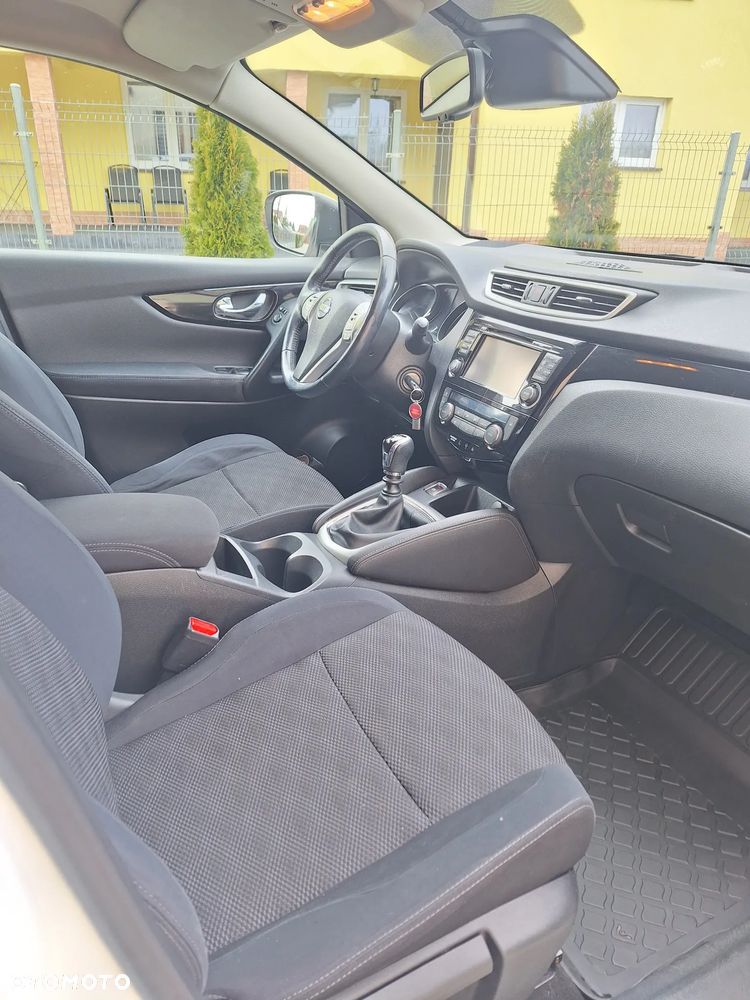 Nissan Qashqai 1.5 dCi DPF acenta - 20