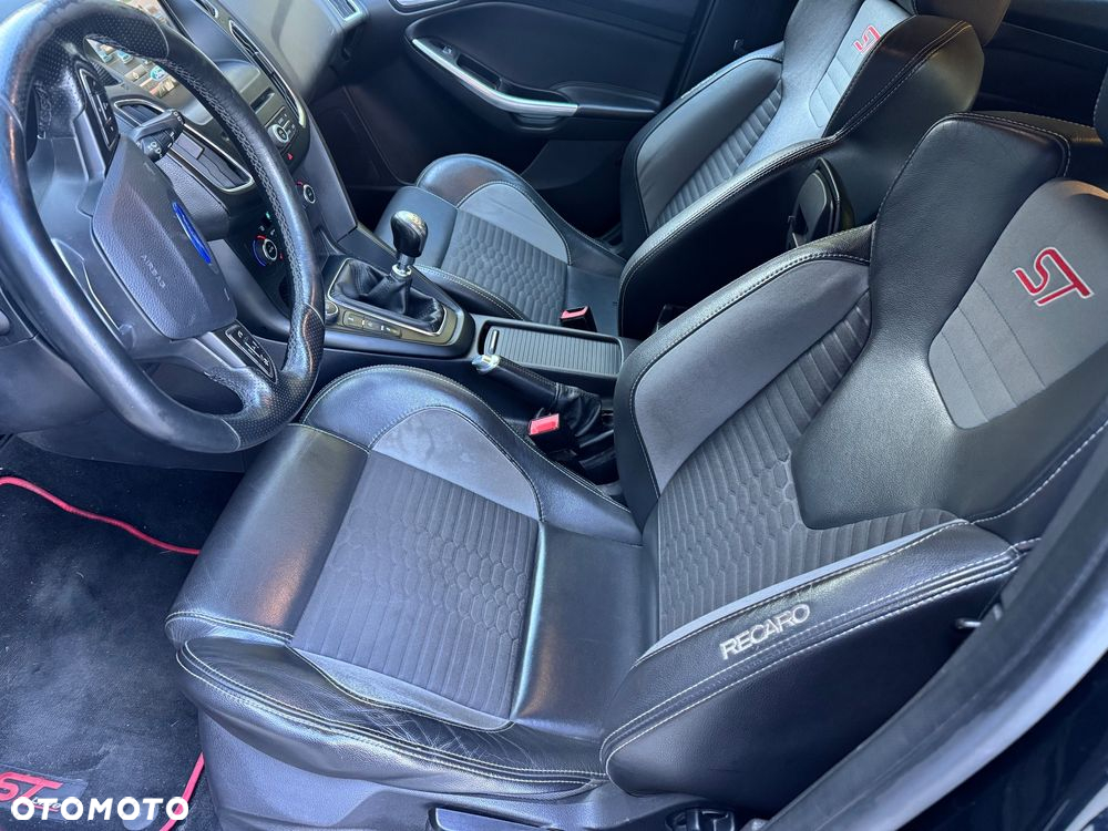 Ford Focus 2.0 TDCi ST-2 - 25