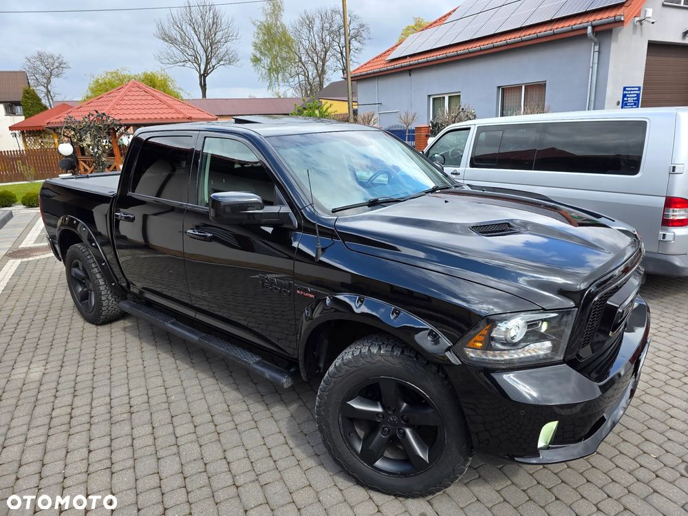 Dodge RAM - 2