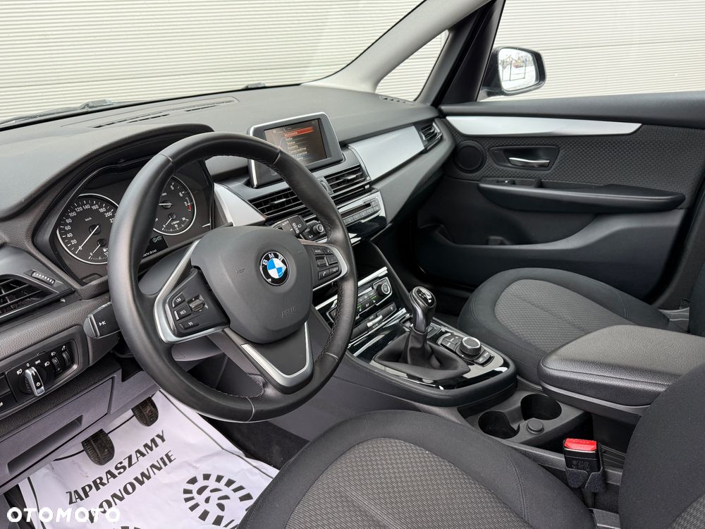 BMW Seria 2 216i Advantage - 11