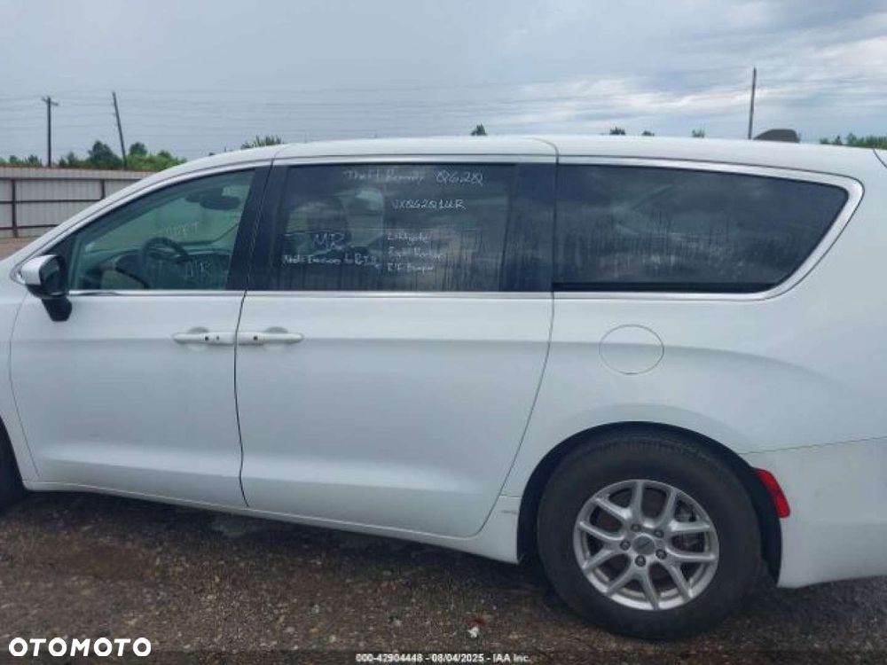 Chrysler Voyager - 4