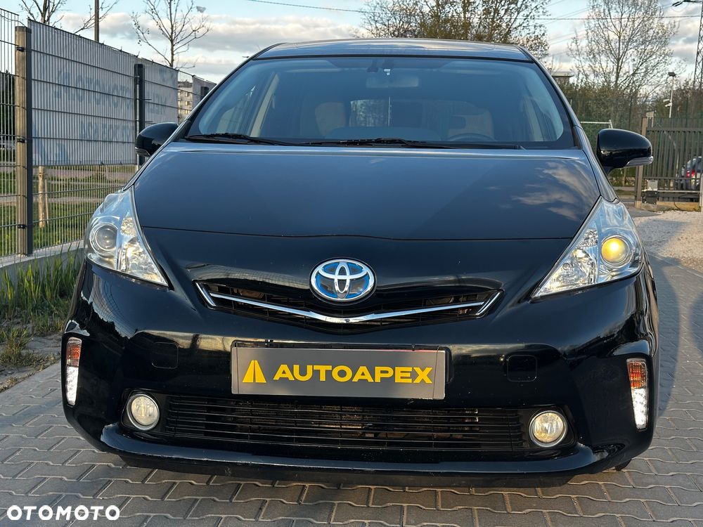 Toyota Prius+ (Hybrid) - 4