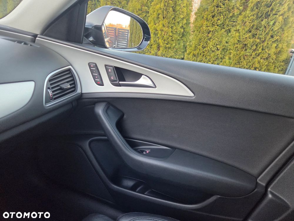 Audi A6 Avant - 16