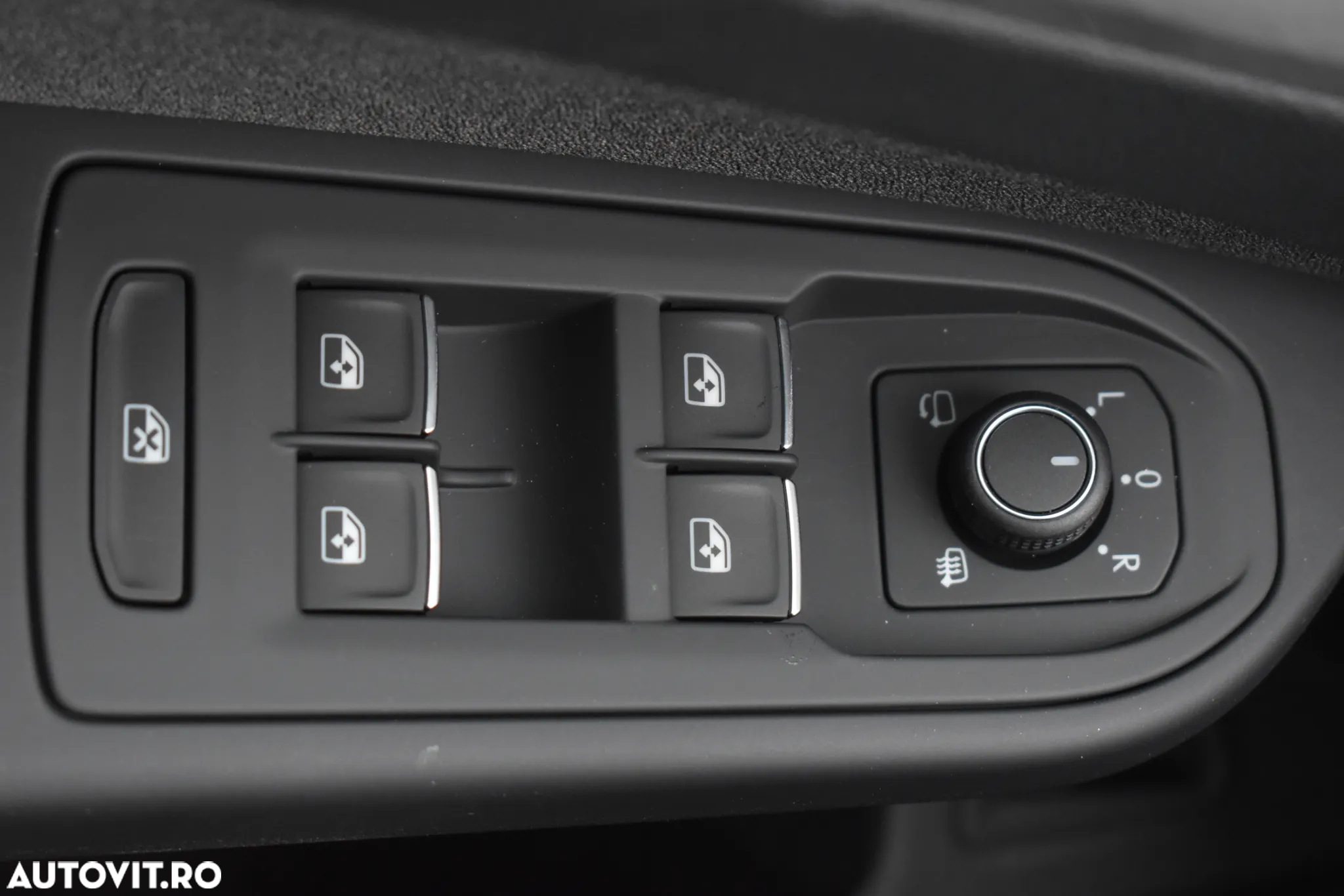Volkswagen Golf - 13