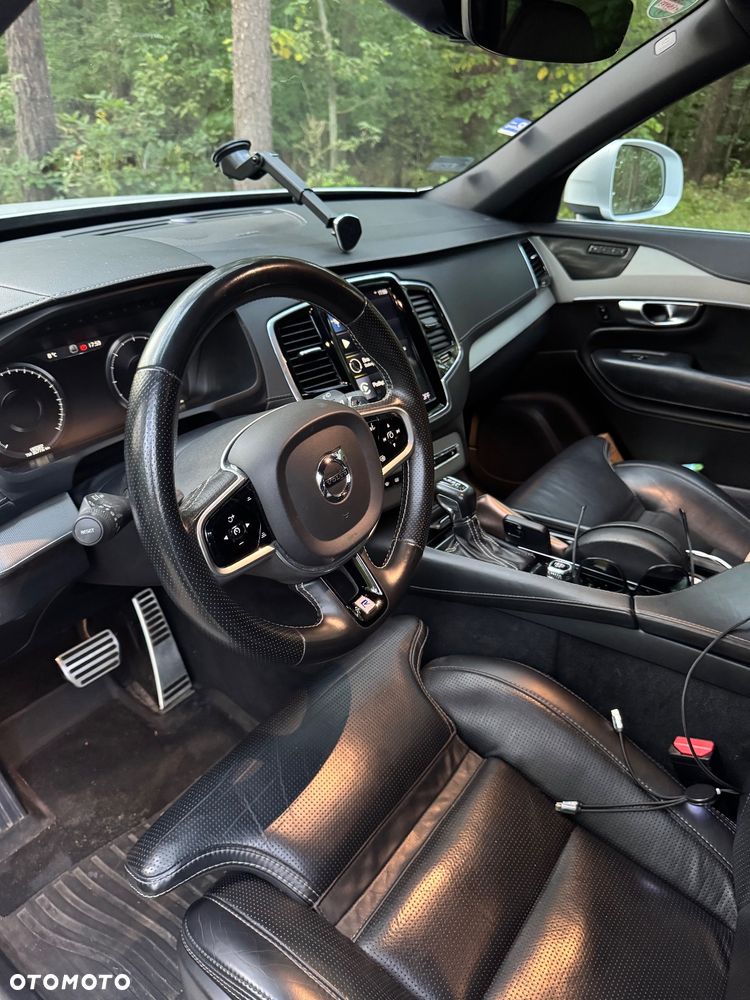 Volvo XC 90 D5 AWD R-Design 7os - 17