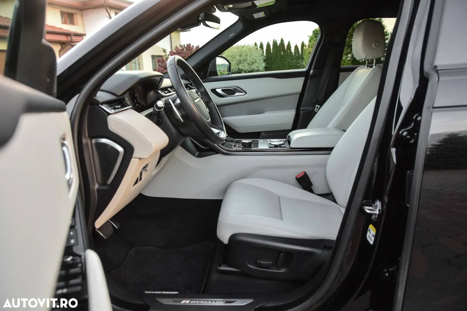 Land Rover Range Rover Velar 2.0 R-Dynamic HSE - 28