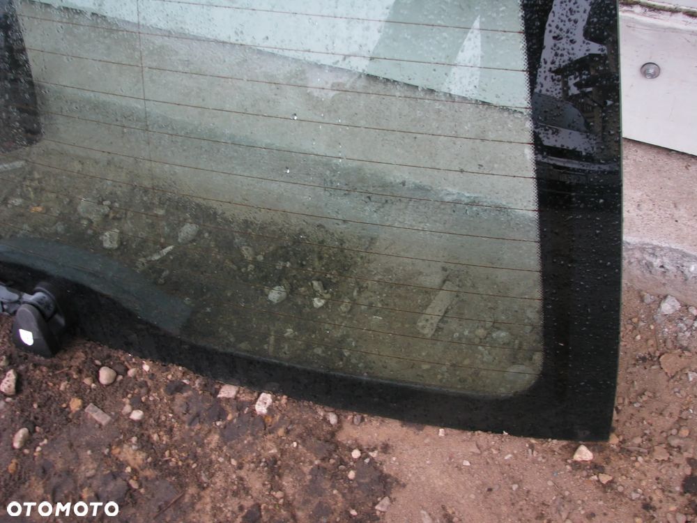Szyba Klapy Bagażnika tył tylna BMW E39 TOURING - 3
