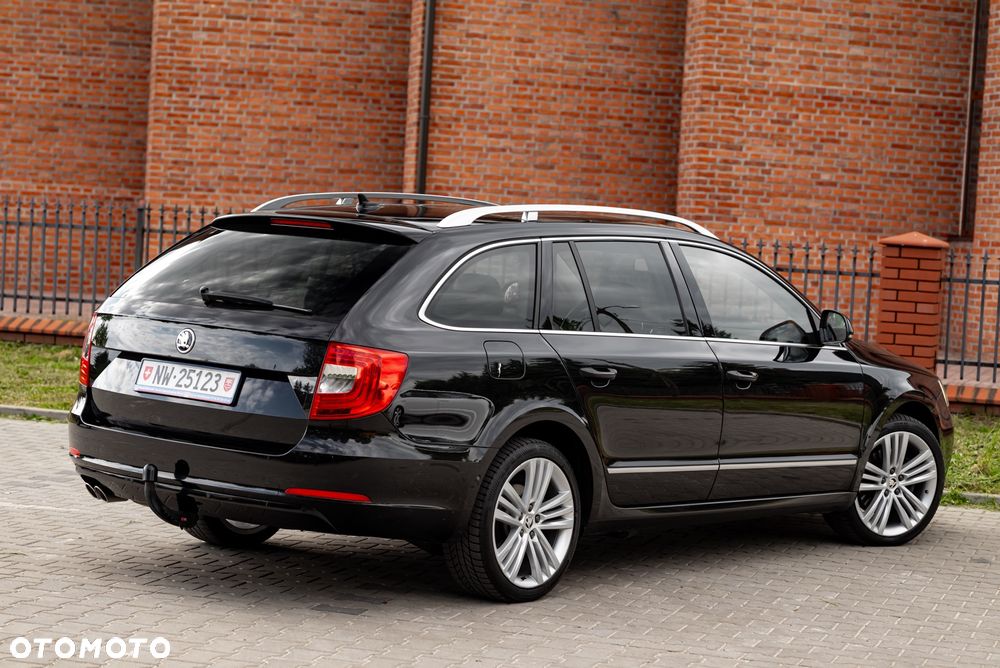 Skoda Superb 2.0 TDI Green tec 4x4 DSG Elegance - 13