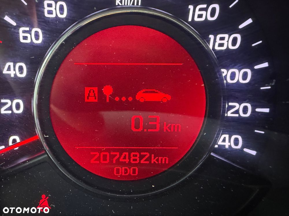 Kia Ceed 1.6 CRDi 128 ISG Platinum Edition - 26