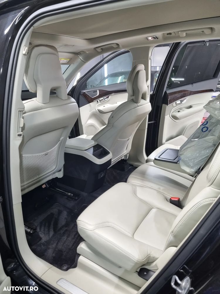 Volvo XC 90 D5 AWD Geartronic Inscription - 10