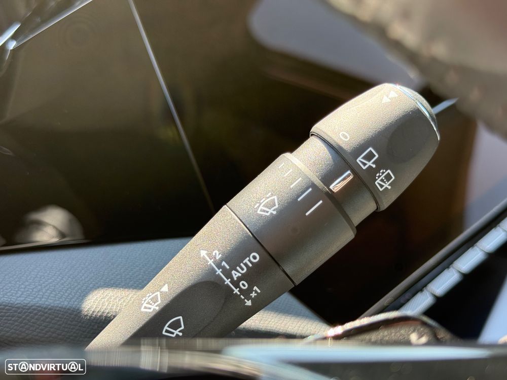 Peugeot 308 SW 1.6 Hybrid Allure e-EAT8 - 25